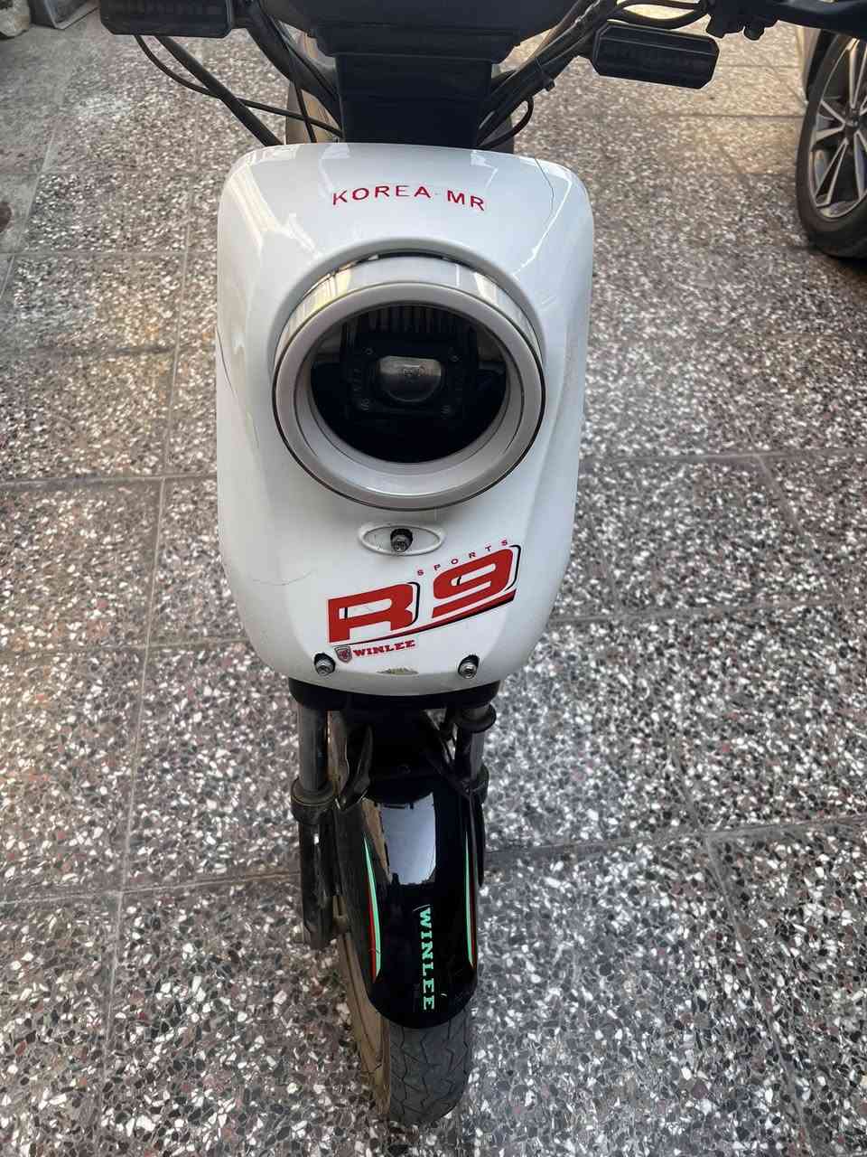 السلام وعليكم دراجه شحن للبيع
النوعيه R9 موديل 2024

5 بطاريات الكبار 32 امبير جدد

لايت عالي وناصي

هورن

اشاير يمنه ويسرة

نضام بارك

نضام Rبك

لايت زنون

بطاريات جديده 

تشغيل سويج وعن بعد

4 سرعات 

مكاني بغداد الدوره 

السعر 450 

الرقم الاتصال والاستفسار ***********
