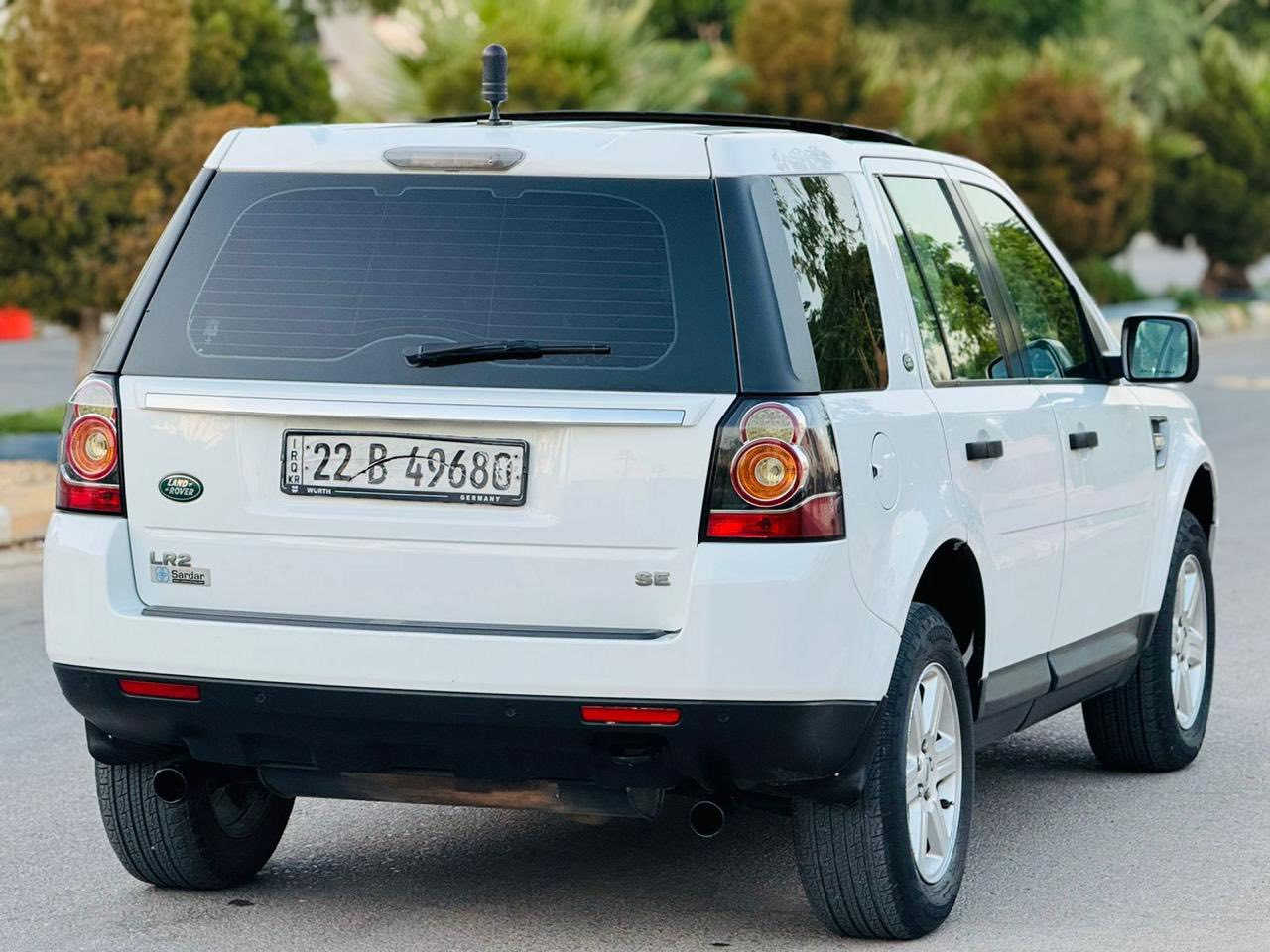 السَلٱمٌ عـَلـْيگمّ للبيع فقط
لاند روڤر خليجي شركه سردار موديل 2014 
سعره (108) ورقه
للاتصال *********** 
سياره بدون صبغ وتبديل وبارد سونار موجود
گير ومحرك بشرط ممفتوح
كير اوتوماتيك 
مواصفات 
محرك 4 سلندر تيربو 
بانوراما 
بصمه 
دبل ريمونت
داخل بيجي 
تحكم استيرن
دبل ايرباك 
سستم لايتات ناصي عالي بلاجكتور زنون
 تبريد ثلج  
تدفئة شغال 
تخم تايرات جديد
صدر امامي خلفي جديد
‏كهربائيات—كله شغال -شرط سياره 
رقم سليمانيه 
هزه جديد 
فقط سنويه ساقطه اقل من سنه
شرط تحويل او غرامه 
عنوان ديالي خانقين ✅
