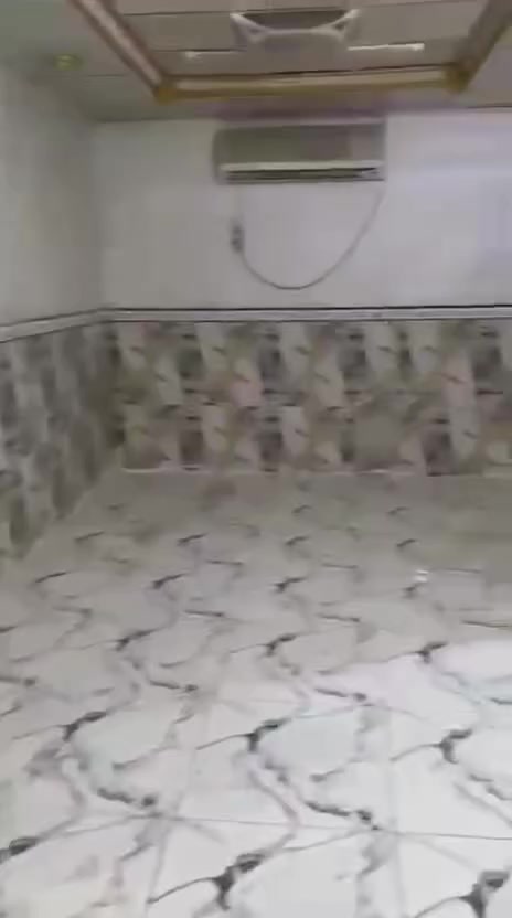 150 متر
ركن مربع
طابقين ثلاث غرف وصاله مطبخ حمام مرافق استقبال
النجف الاشرف الرحمه شارع المقرنص
***********
***********
