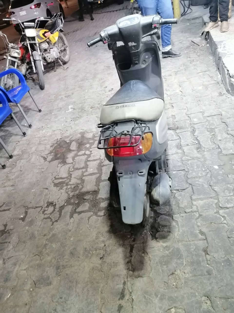 سلام عليكم إخوان مكلف بالنشر... اليريدها يتصل على راعيها *********** 
دراجه منغولي ٢٠٠٣ معمره كامل كل نقص مابيها عوزها باتري وبرده ميتجاوزن ال٢٠ كلها شغاله وكامله الف هندر واحد تشتغل السعر اتصل على راعيها وميقصر وياكم مكانها كربلاء حي المعلمين مطعم العائله.. تحياتي للجميع.
