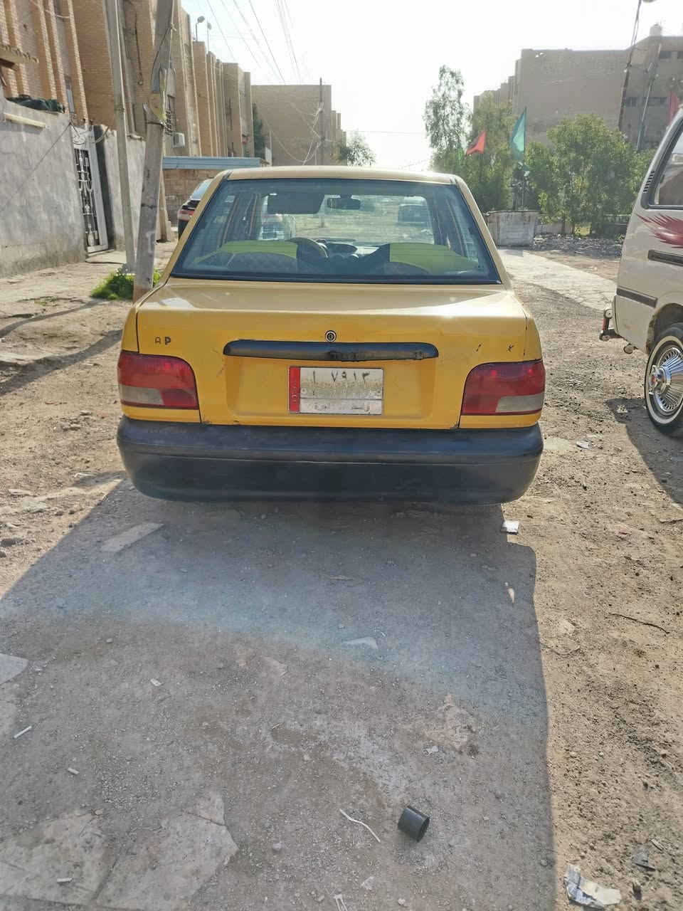 اسلام عليكم
سايبه موديل 12.. سعرها 16ورقه.. 
مكينه بيها خيط بخار قليل اول ماتشتغل.. كير نمره كلها حلوه.. 
درايمات حداديه امس شادهن كهربائيات كلها شغاله.. دوشمه جديده تخم تاير اوباتري جدد.. سنويه نافذه خط اوبحث بيها. غرامات ماعليها.. رقم واسط.. تخويل مباشر.. 
مكاني كوت
***********
