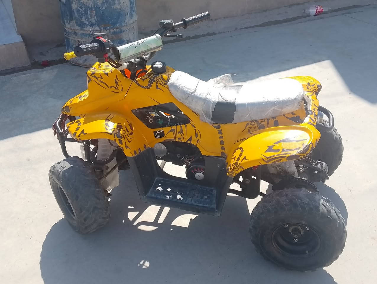 للبیع سعر ٤٠٠ الف ***********  ***********
