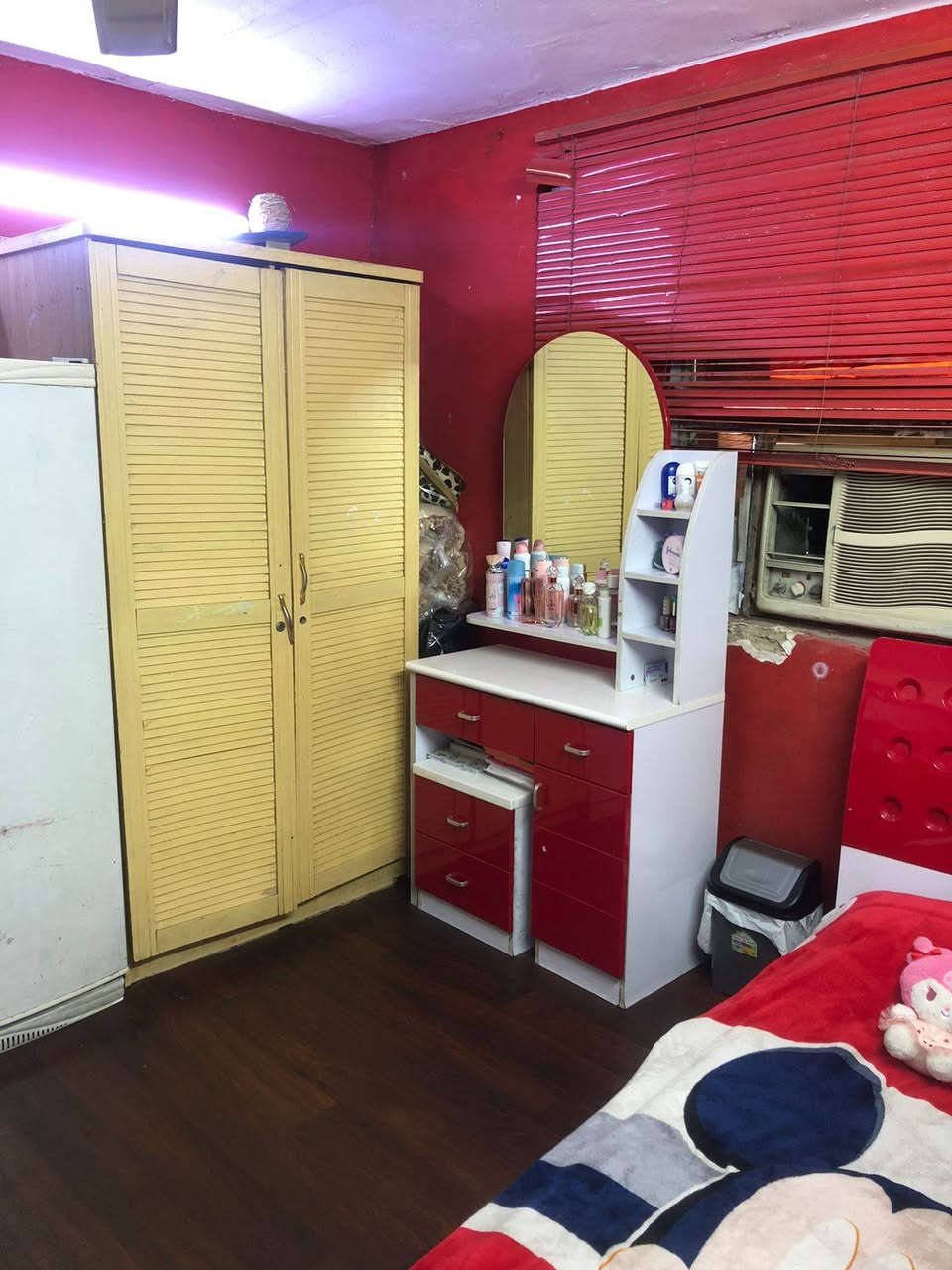 غرفه نوم نفر واحد 5قطع وياها كنتور هدية ب375بيه مجال بسيط
كاونتر 6قطع قياس متر ونص كل قطعة نضيف كلش ب400بيه مجال بسيط مكان بغداد حي العدك


**إذا كنت صاحب هذا الإعلان وتريد حذفه لأي سبب، رجاءا أرسل رسالة إلى الدعم الفني**