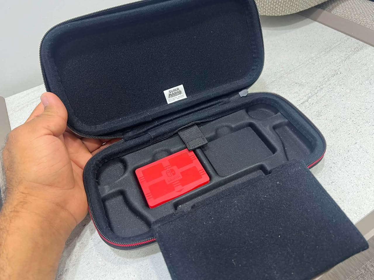 جهاز ننتيندو سويتج العادي مهكر نظيف كامل الملحقات للبيع 

السعر 250


**إذا كنت صاحب هذا الإعلان وتريد حذفه لأي سبب، رجاءا أرسل رسالة إلى الدعم الفني**