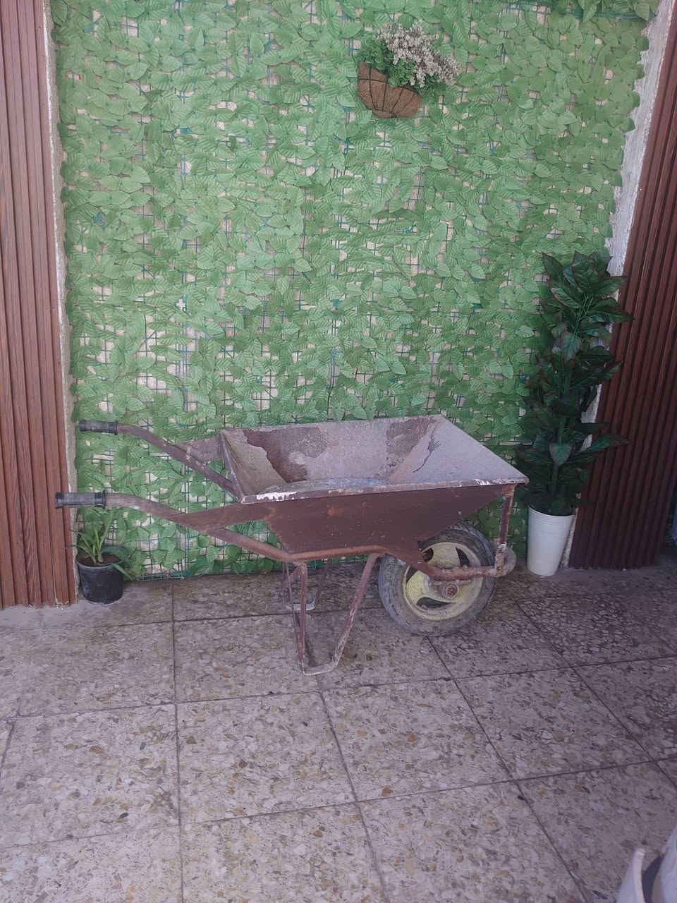 السلام عليكم قفص سعره 50 للبيع مع عربانه سعرها 40 المكان حي العامل بغداد


**إذا كنت صاحب هذا الإعلان وتريد حذفه لأي سبب، رجاءا أرسل رسالة إلى الدعم الفني**