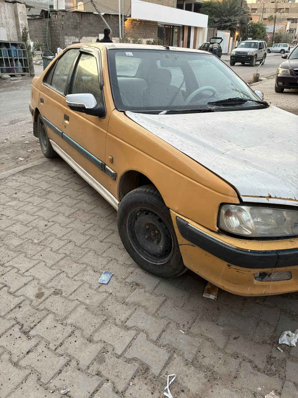 سلام عليكم عيوني سياره مال شغل تفيد لي ما عنده شغل بيجو بارص مديل ٢٠١١سنويه ٢٩ رقم نكليزي بسمي تحويل ثاني يوم تخم تاير جديد تجفيت عام سويتله   صدر تخم كامل  تبريد عوزه فقط غاز  سياره جاهزه من كلشي حلوه مرتبه سعره ٣٥وبيه مجال حك اجيه رجان لي مو شراي لا تعبني العنوان بغداد كراده هذا رقمي ***********
