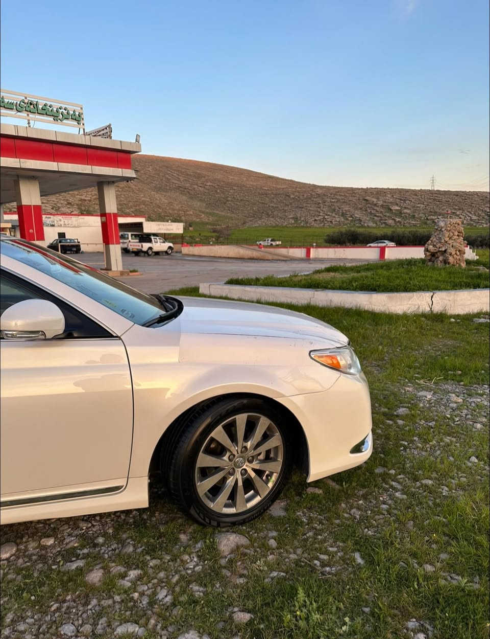 تویاتا ئەڤەلۆن ٢٠١١خلیجی لیمتید
سەرەتا بە ناوی خوای گەورەم ماشلا لە ماڵی هەموو لایەک 
تویاتا ئەڤەلۆن خلیجی فوول مواسفاتی لیمتیدید 
(بۆیاخ ئەستور )یەک شوینی هەڵنەداوە
سلایت،بەسمە ، پەردە
کوشن ساردو گەرم کوشن خەزن ناو زەرد جلد
حاسە ،کامیرا،تەحدید سورعە
گیر و مەکینە بەشەرت 
نە کرانەوە نە بوخار نە دەنگ 
رۆنی تازە گۆراوە 
هایدرۆلیک تازە گۆرە 
تاقم پلاکو نۆزل تازە گۆرەوا
پاتری تازە گۆرەوە
سەنەوی رەقەمی تازەیە
یەک بست بۆیاخە سەر هیلالی دواوە 
دوسئ پدر پیوە بەس بە چاو دیار نیە 
هەیکەلی زۆر جوانە پئ قوپاو بئ ساردە

*********** whats app , viber
