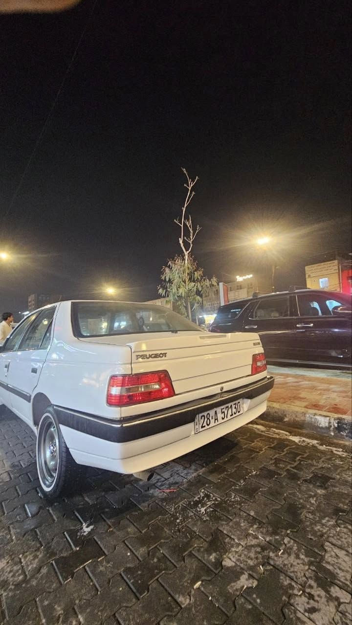 سلام عليكم بيجو 2016بيه جاملغ وبيه شويه بل حوض مال جنطه سيارة كير محرك تبريد خير من الله رقم نكليزي نجف شراي يجي سعر 45 وبيه مجال ……‭0787 559 7184‬ بيع مستعجل
