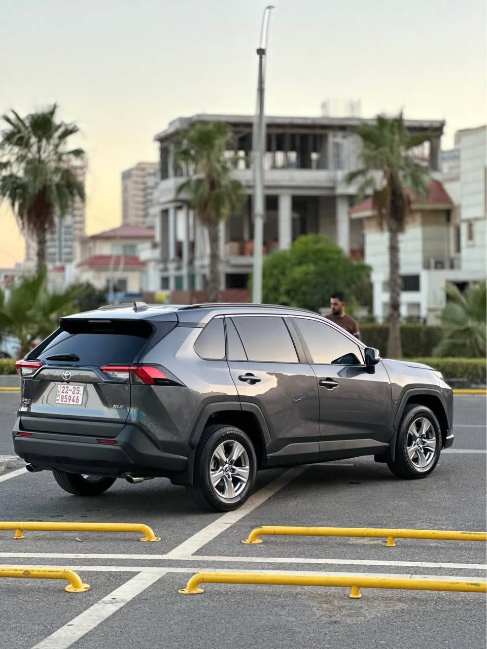 Toyota rav4 xle 2024
یەک چاملخ بێ داخل 
ئیرباگ بەس شان سەکن تەقیوە 
دینار مەسرەفی تیانییە  
تەنها 5000 کم رۆشتووە 
سەیارەکە سفرە 
مواسەفات فول سلایت
سێ مۆد لێخوڕین 
تەبرید دوو زۆن و مەرکەزی 
*********** أربيل, العراق

