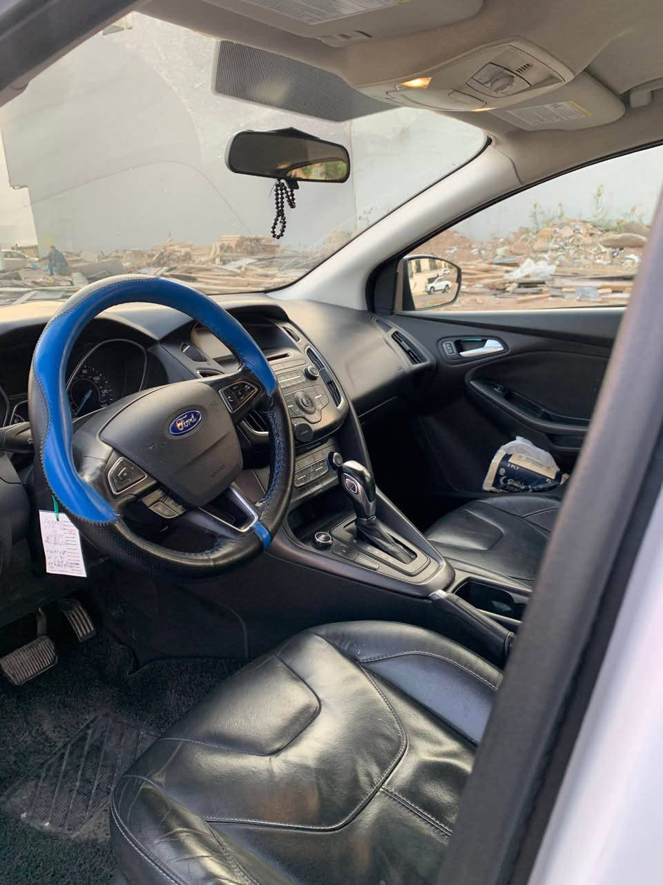 فورد فوكس 2016 فول مواصفات كشن جلد ستيرن وكشن تدفئه محرك 2000  بوند فقط صبغ ماشيه 154الف كيلو مكان سيارة دهوك                  ***********                       *********** دهوك, العراق
