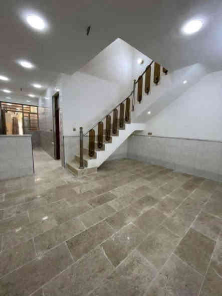 🔸 مشتمل #للايجار ✅
 80 متر بناء حديث سنة 2025 🔑 كامل مكمل

🔸الطابق الأرضي 1️⃣: كراج واستقبال ومطبخ وصحيات داخليه وغرفه نوم والطابق الثاني 2️⃣: غرفتين نوم كبار وبلكونه وخدمات والطابق الثالث3️⃣ بيتونه وسطحين

🔸موقع ممتاز📍الشعب حي البساتين شارع الدكتور        احمد الوائلي
 
🔸السعر الايجار : نهايته 550الف قفل رجاءا بلا احراج

معروض بمكتب ابو علي الدراجي للعقار 🏛️
الشعب-نهايت شارع الصحه-مقابيل كرزات ركن الصحه 
*********** 📞
*********** 📞 
*********** 📞 ‭
