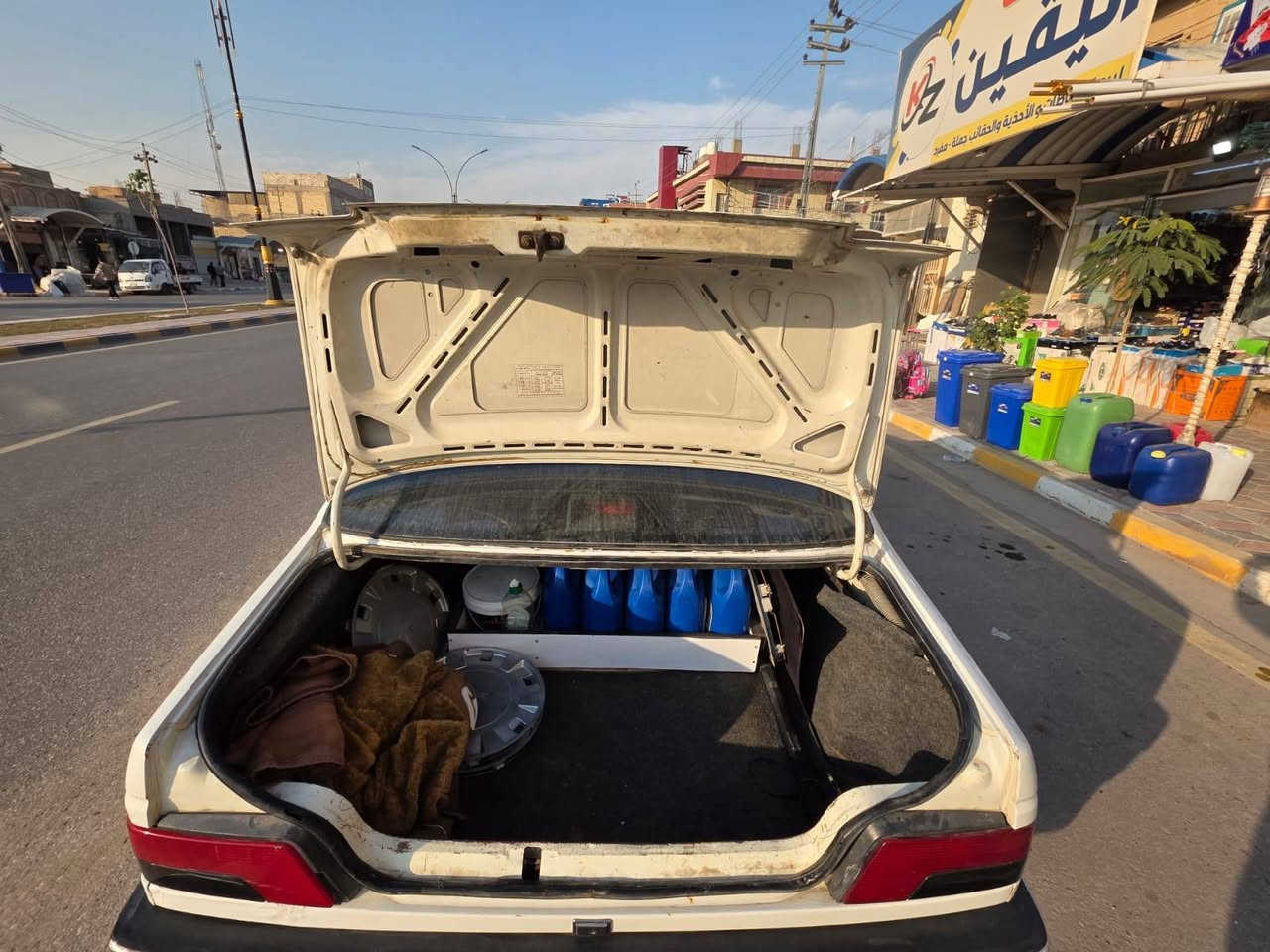 السلام عليكم من رخصه الادمن المحترم
ببجو 405 للبيع
سياره مكفوله
تدفئه تبريد شغال
حداديه 80
***********
السعر 45 وبيه مجال
مكاني نجف
