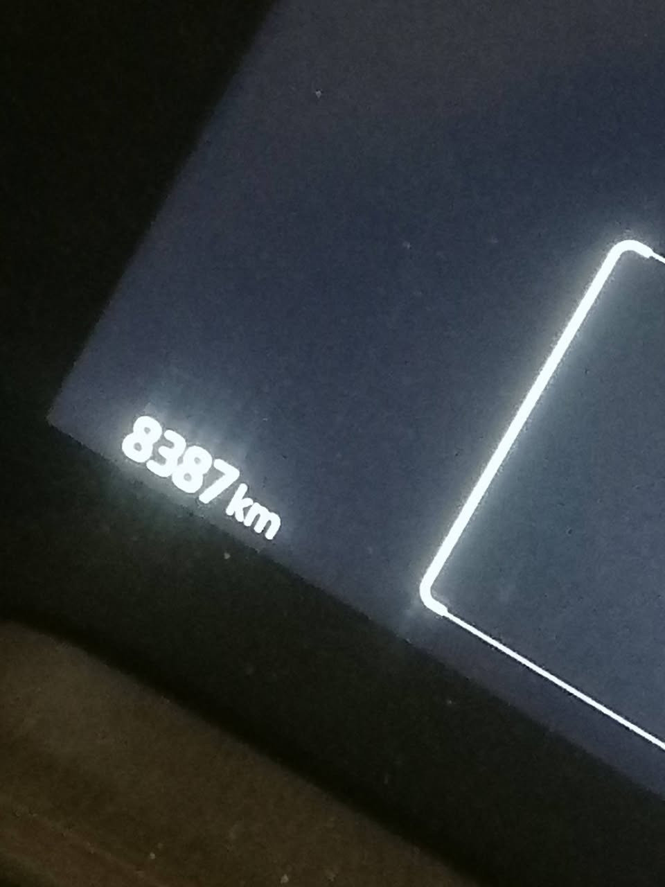 ابيع علا حطتهة كورلة خليجي فول فتحة سقف ماعدة كراسي كهرباء ماشية 8000 صار بيهة حادث اليوم ***********
