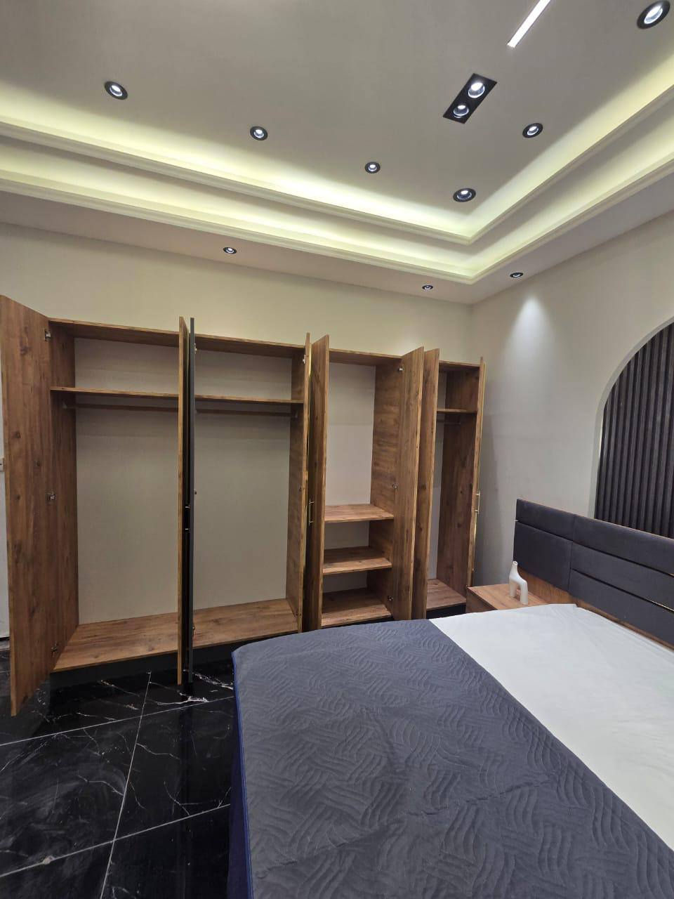 عرض تخفيض اسعار لمده اسبوع فقط 
غرف نوم تركي 7 قطع كنتور 8ابواب طول الكنتور 3 متر الجربايه وي الكومديات 3 متر 
السعر ٨٠٠ الف فقط 🔥 
للحجز والاستفسار راسلونا وات ساب 
***********
 البصره 
نقل وشد داخل مركز البصره مجاني توجد خدمه توصيل للاقضيه والنواحي والمحافظات الجنوبيه بأسعار مناسبة ملاحظه ما تدفع اي مبلغ قبل لا تنشد وتكمل ابيتك عليكم بس تنزيل الكراتين من السياره لداخل البيت
