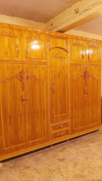 غرفة ٥ باب • نقش زان • حي الحدباء