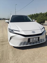 كامري هايبرد موديل 2024 سياره فول مواصفات مكفوله كفاله عامه ماشيه 63 ا...