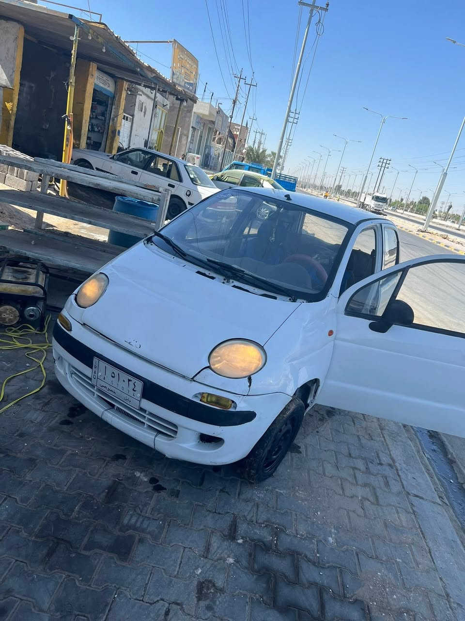 للبيع سيارةً دايو برنز شكل كيو موديل ٢٠١٢ محرك ١٦٠٠ كورلا صناعه كوريا سيارة نظيفه و مرتبه تباع نقداً و اقساط للاستفسار اكثر واتساب ***********
