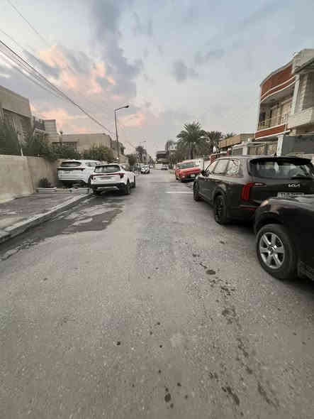 ياسر الزبيدي للعقار 🏠

قطعة أرض للبيع 

المساحة. 300م.  الواجهة. 10م.     النزال. 30م

تقطيع حسب الطلب.    5✖️30  150م

الموقع.  القاهرة الضباط. 

‎*   ياسر الزبيدي للأستثمار العقاري 
‎* بغداد - القاهره- شارع حسينة أل الرسول
‎* او الاتصال الارقام التالية
‎‏* ‭0771 320 6707‬
 * ‭0780 588 5704
