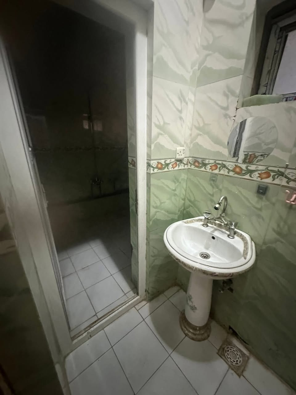 شــــقة للايجــــــٌار 
  

#آلمـــوقع  // الحلـــة حــي الحسيــن قــرب شــارع السندبــاد   

 طابـــق ثانــــي   
 
#المحتويـــــات //

استقبال وهــول ومطبـــخ وغــرف نــوم عــدد 2  وبلكــونة وخدمـــات 
____________________
#للاستفسار اكثر الأتصال آو واتساب:
***********
*********** 
او زيارة مكتب ( #رؤية #المستقبل #للعقار #والبناء)
____________________
🔻لمن يرغب في عرض عقاره للبيع أو للايجار طابو صرف او زراعي تجاري او سكني يرجى مراسلتنا
