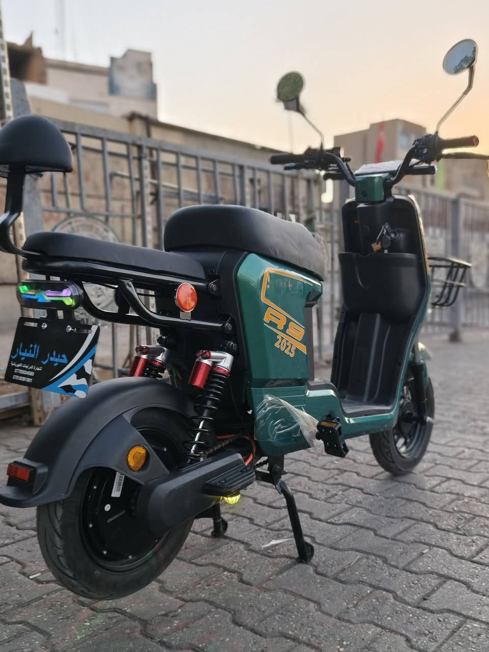 السلام عليكم دراجة شحن ار تسعه موديل حديث 6 بطارية كبير دبل موديل 26 للبيع ***********،سعر 550 بيها مجال عنوان بغداد ساحة الوثبه سرعه 100 استعمال كم يوم
