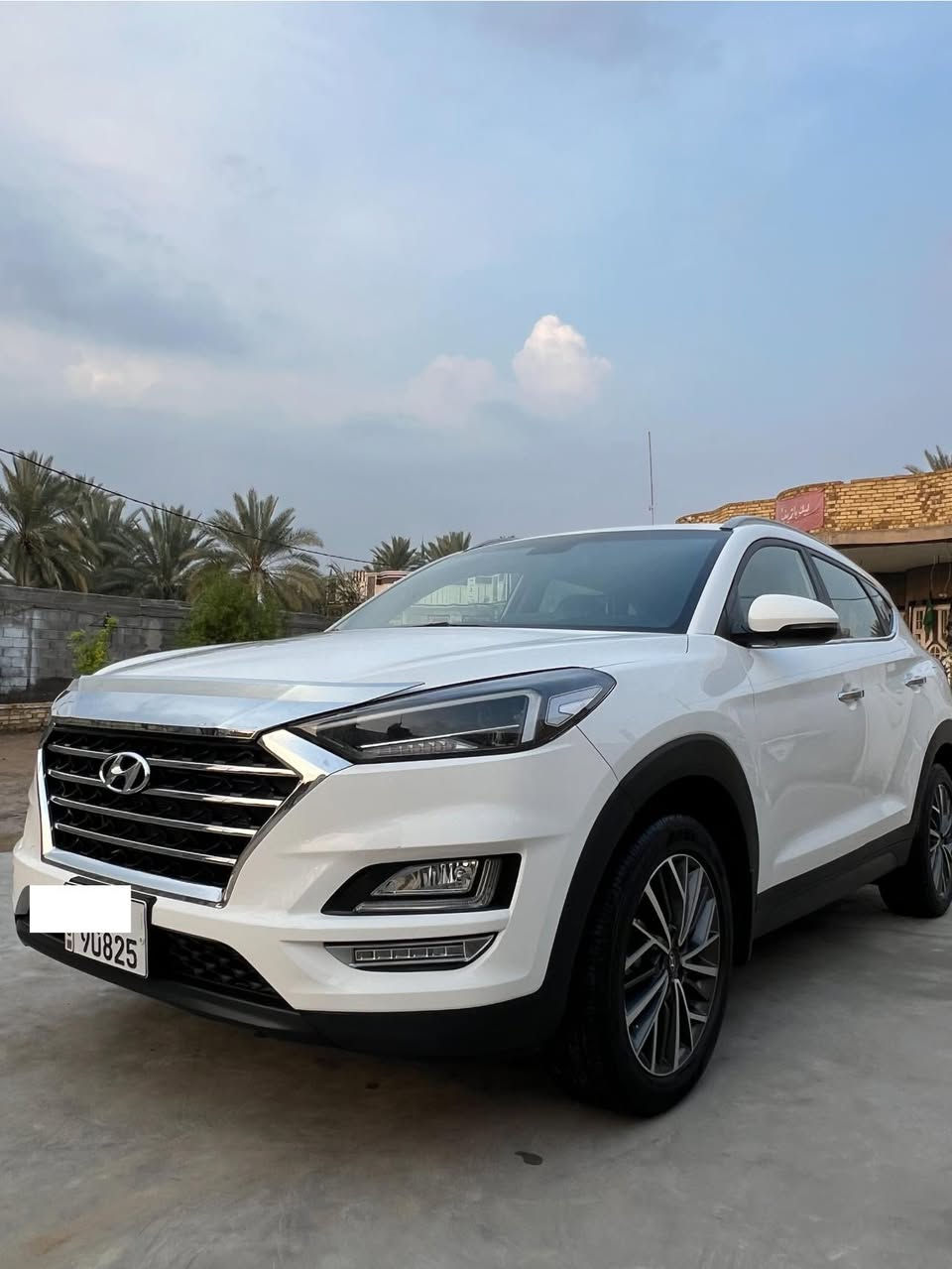 ضمان شركة ( الكاصد )

موديل ٢٠٢٠

فوووول مواصفات ١/١ عدا البانوراما فقط

⬅️ومعروفه الكاصد كلشي بلادي ماكو اي عمل بيه كلشي بيه بلادي

⬅️رقم بابل الدولي الجديد

 مشروع وطني مجددة الى سنة ٢٠٣٠

ماشية 91 الف كم فقط

السيارة ب اسمي 

وقبل ايام داخلة هزه 

ومحول الرقم الجديد 

ومجددة السنوية ٥ سنوات

يعني من كلشي كاملة الياخذه مجرد تحويل ثاني يوم

🔺السيارة (مكفوله كفالة عامة من الصبغ والتبديل والبارد والحالوب كفاااالة عامة)

⬅️السياره فول كوري اصلي خليجي

جديدة حتى الغراض والعدة  كلهم بعدهم بنايلون الشركة 

والفابلون مال سيارة

والسيارة تايرات الشركة كله جواها

 حتى الجداحة بعده بنايلون الشركة ممستخدمة

والاسبير المقدس منازل

مواصفاته /

بصمة تشغيل

بصمة ابواب

خمس عدسات

٣ انضمة قيادة

٢ كراسي كهرباء

أريل نفكيشن

شاشه أبل كار بلي البلادية مال كاصد

الداخل كشنات جلد بلاديه بقلاوه

٢ لدات امامية 

ثلاجه بلجكمجه

محرك ٢٠٠٠ دوش

اي بي اس

فول تحكم ستيرن

الدوسات علامة توكسان 

حاجب نهاري

كشافات زينون

الدشبول والغرفه الداخلية كله صاج 

شحن لاسلكي
حساس خلفي

كاميرا خلفية دوارة

مري شفط ويا القفل

سايد بريك بلرجل 

نضام ترحيب

ويل ١٨

مخرج Aux 

مخرج usb

لد امامي 

مثبت سرعة

اشاير بلمري

يدات نيكل 

قطعتين تبريد

⬅️والسيارة ع ايد وحدة من طالعه من الشركة 

⬅️ضمان شركة الكاصد بعده النايلون على السيارة الخارجي والداخلي بعده موجود ب اكثر السيارة والاسبير اكيد منازل  وتايرات الشركة جواها

⬅️ مكان السيارة بابل

والسيارة داخله هزه جديد  ومتحول الرقم الجديد ومجددة 

يعني الياخذة مجرد تحويل

السياره سعره 214ورقه 

( دفترين و14 )

مكان السيارة بابل

وهذا رقمي 

***********
***********
