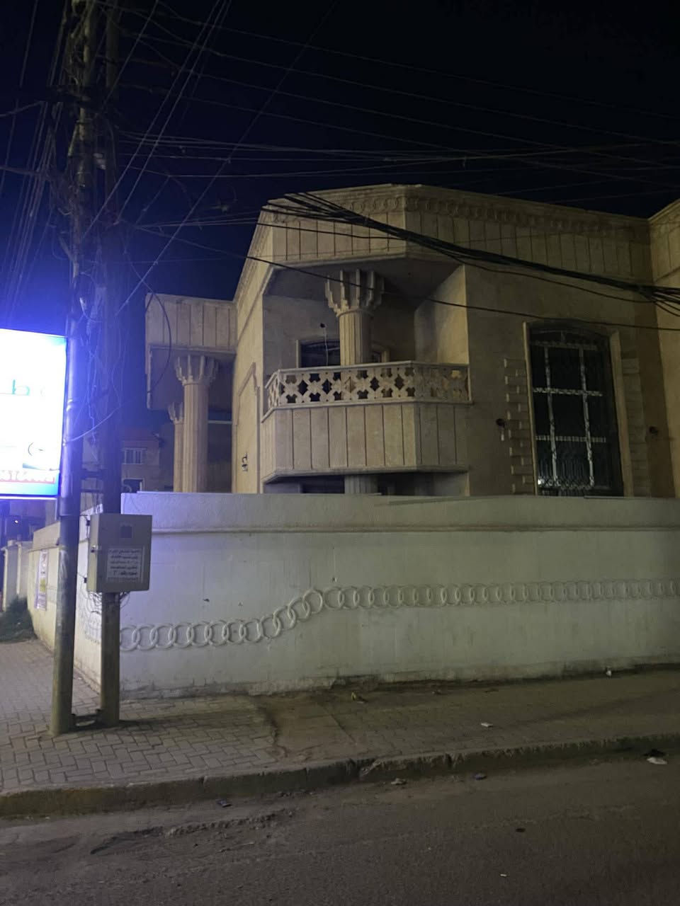 بيت تجاري لليجار يصلح مكتب يصلح عياده يصلح

مجمع ...... الخ

مساحة ٤٠٠م

العنوان : الدوره المهديه الثانيه
للستفسار***********
             ***********
