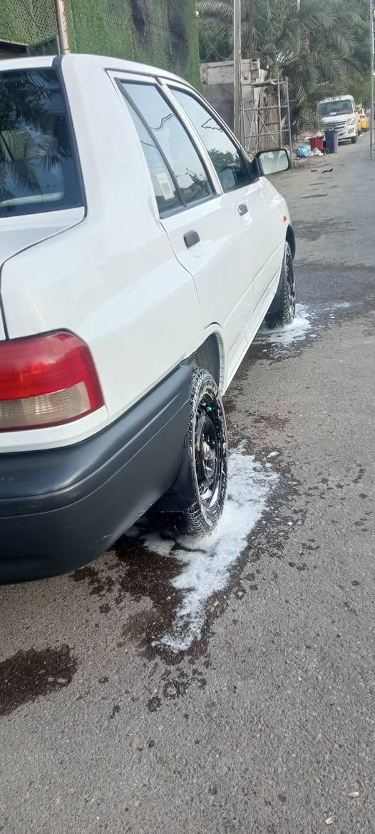 سلام عليكم ورحمه الله وبركاته سايبة خصوصي للبيع موديل 23 سيارة جديدة بمعنى الكلمه  سيارة بسمي مكان جسر ديالة الجديد سعر 65وبيها مجال لطيبين ***********
