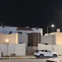 – بيت للبيع طابق ونص  #بمجمع_حوراء_بغداد_السكني  🔹 المساحة: 200 م² 🔹 و...