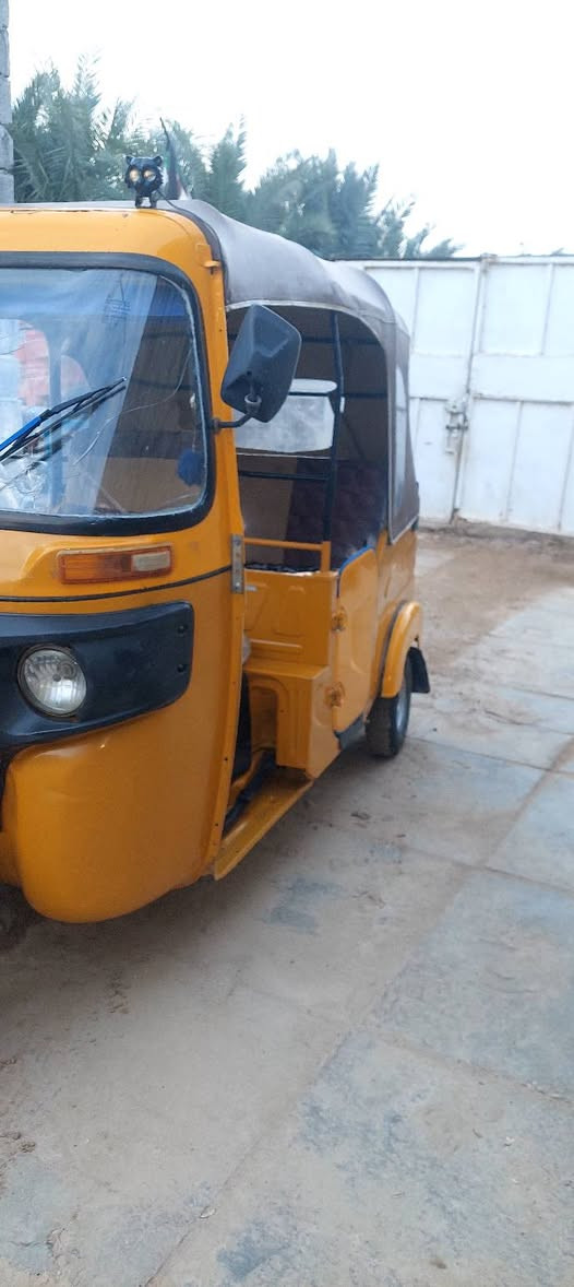 تكتك البيع ٢١ خير من الله مال جناي اوراق لا تنقيص ولا تبخير تجي تفحص وشوف ***********
