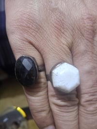 انطوني سعر • استفسار • اكسسوارات شخصية