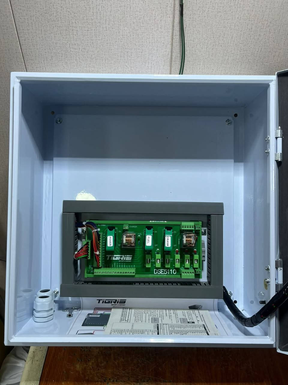 📦 تم وصول كرت ربط شاشة 5110  

متوفر الآن كرت ربط خاص لشاشة 5110، يتميز بـ:  
✅ سهولة الاستخدام  
✅ يأتي معه وايرات تسليك كاملة  

💰 السعر: 60 ألف فقط  

للحجز أو الاستفسار راسلنا على الخاص.

***********
