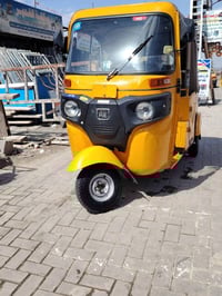 شباب تكتك للبيع موديل 21 شهر 11 تكتك صفر مو جوزيه خير من الله اي نقص م...