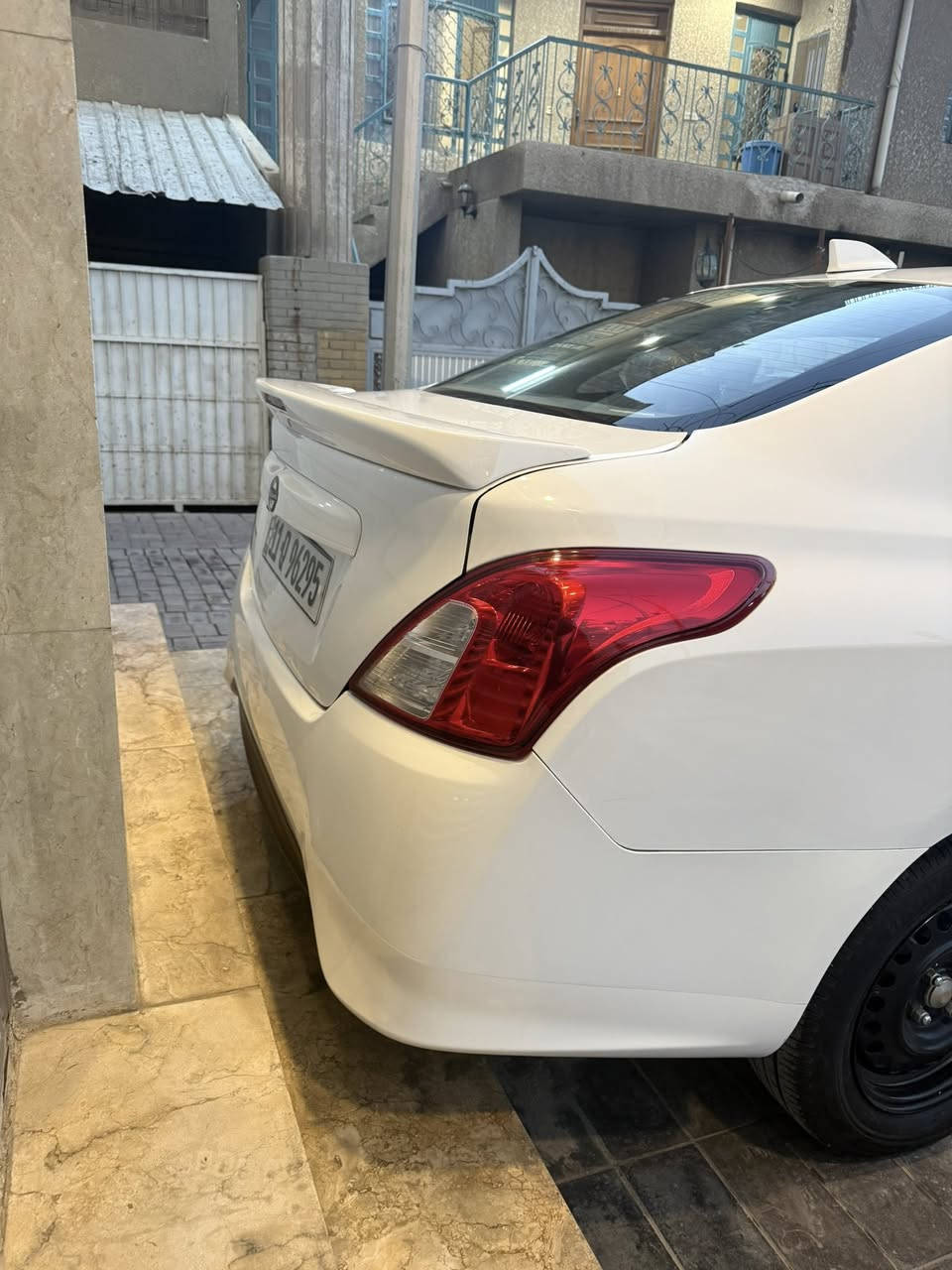 #نيسان_سني
موديل 2024 هندي بليتة زركة 

ماشية 39 الف بيه بارد بالجنة 

وبيهه شخط بالباب مثل مموضح بالصور 

سعرهه 127  وبيها مجال 

مكاني زيونة 

*********** 

ممتواجد على الماسنجر فقط واتساب
