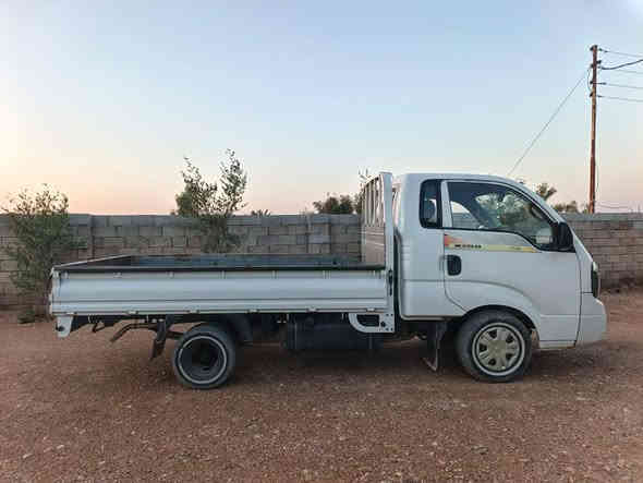 السلام عليكم 
كيا حمل 2018 رقم ديالى 
 تخم تاير 
صدر جديد محرك خير من الله 
مكان ديالى مندلي 
السعر 122 وبي مجال 
***********
***********
