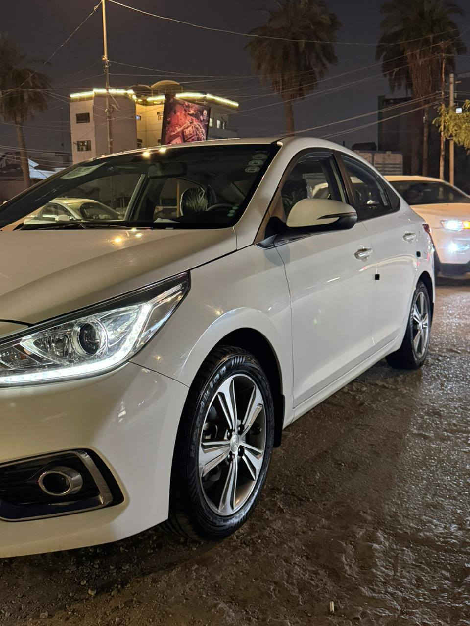 اكسند موديل 2020 زيرو سياره وضع شركه رقم أربيل كير مكينه برغي مامفتوح  كفاله عامه اي شخط ما بيه نضيفه 
متواجد بس رقم *********** مكان بغداد
