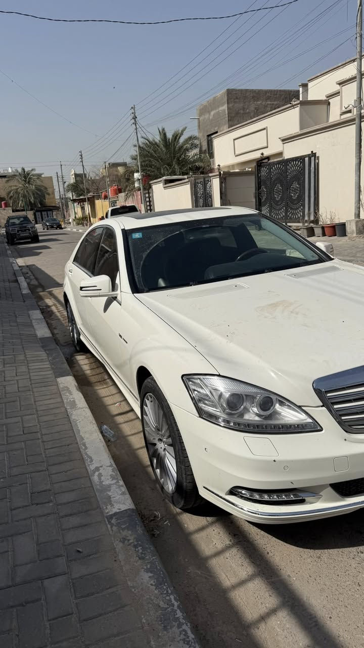 السلام عليكم ورحمة الله وبركاته
مارسيدس s500 موديل 2009 للبيع 
الحجم ال L 
سياره كفاله عامه فول مواصفات ومايحتاج اشرح مواصفات ال s من تحكمات وحوبلس وكلشي 
السعر 220$ 
مكاني البصره


**إذا كنت صاحب هذا الإعلان وتريد حذفه لأي سبب، رجاءا أرسل رسالة إلى الدعم الفني**