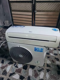 سبلت • طن ونص • ميديا