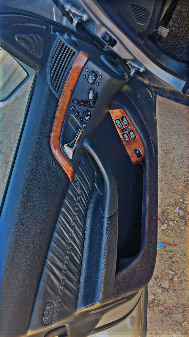 السلام عليكم ورحمة الله وبركاتة
مارسدس غواصه ٢٠٠٤ فول مواصفات

٨ سلندر ٥٠٠

ادوات بدون كص بدون صبغ سياره لوك

غرفتها جديده 

ماشيه ٨٠ الف... متومه رقم وسنويه 

محرك كير جدد صدر جديد تخم تاير جديد

تبريد تدفئه شغال مناقصها شي

يرهم بيع او مراوس

السعر ٥٨ وبيها مجال

مكاني صلاح الدين تكريت

للاستفسار ***********
