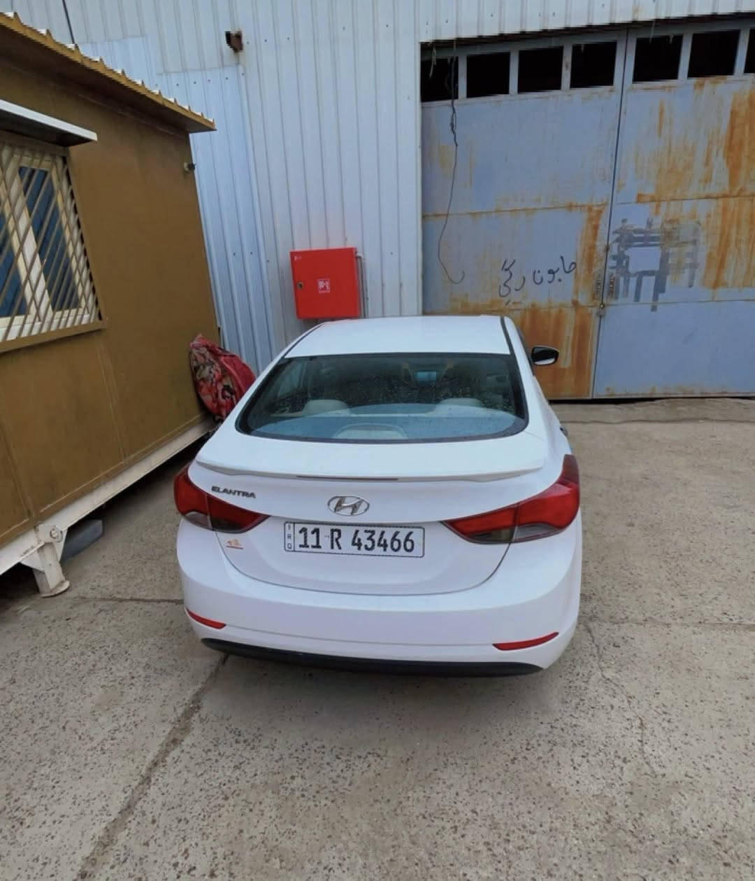 مكينه 2000 فول عده بصمه
صبغ بنيد وبعض ملاحظات بسيطه بارد السياره بدون ضربه او حادث 
مفتوح تايم كيس فقط
مكان البياع ***********
