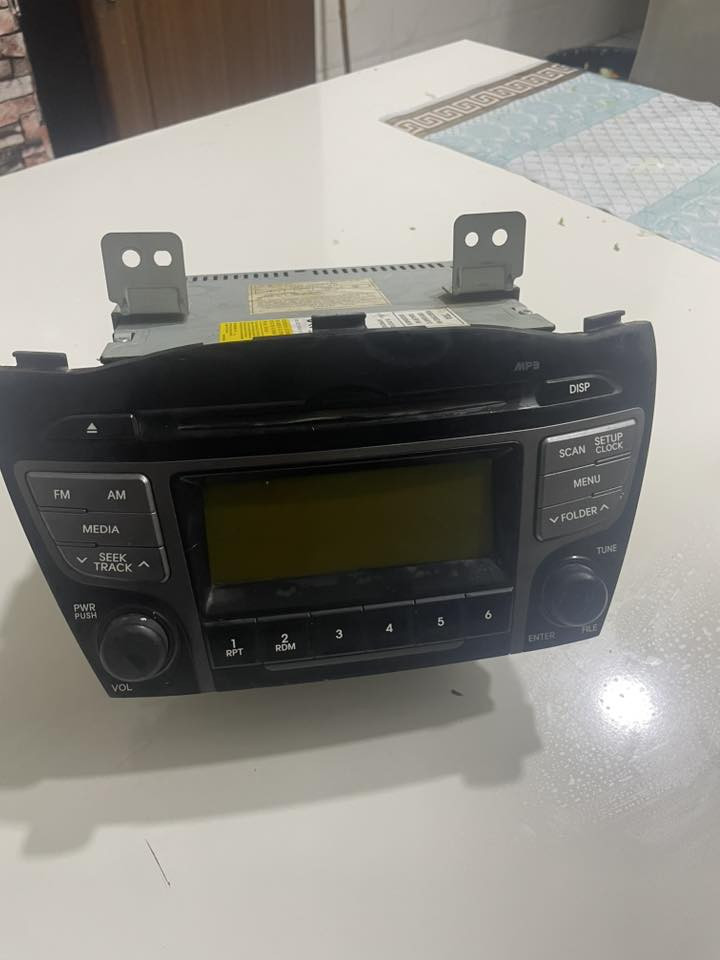 مسجل توسان 2015 بلادي  حسب السعر اليجي الرقم ***********
