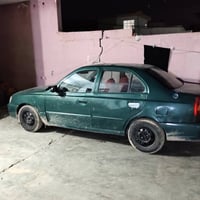 اكسنت • ٢٠٠١ • مزاد ديالى