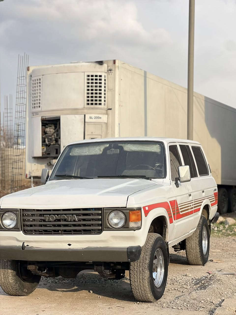 Land cruiser 3f
مۆدێل 1985

4گێڕ

ئاڕمی ئاسایش کۆن

کامل بۆیاخ بۆ جوانی 

گێڕ و مەکینە و ئەکسل بە شەرت 

کامل مەسروف   کراوە بێ تەقەو ڕەقە 

سعر28 گەڵا و مەجالێکی برایانە 

***********
