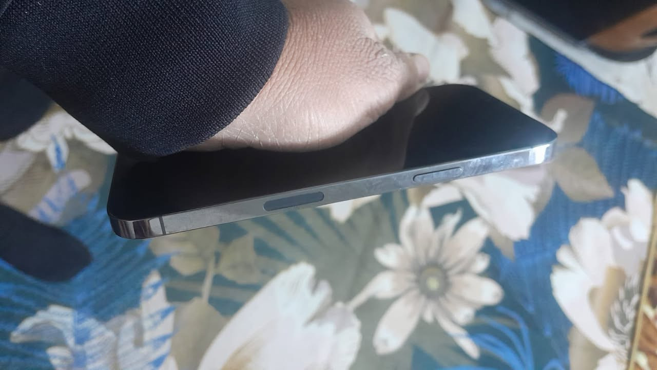 السلام عليكم أيفون 13برو ماكس لا مفتوح ولا مصلح الجهاز وتر بروف البطاريه 85ول ذاكره 256 السعر 650مكاني جزيره بغداد السياحيه ***********
