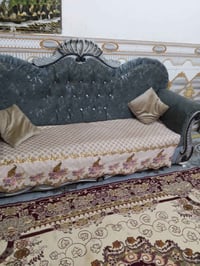 طقم ملكي • ١٠ نفرات • ٤ طبلات