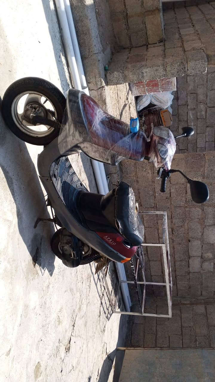 ماطور بوتين للبيع مكينه شرط شاصي شرط كهربايات كلها شغاله هورن لايت اشاير شرط نكره سلف شرط تحريكه معدل ما بي صوت اكسن مكينه خرسه يدك اسلولي الماطور كلو اصلي  سعر 250 وبي مجال مكاني حي السماح


**إذا كنت صاحب هذا الإعلان وتريد حذفه لأي سبب، رجاءا أرسل رسالة إلى الدعم الفني**