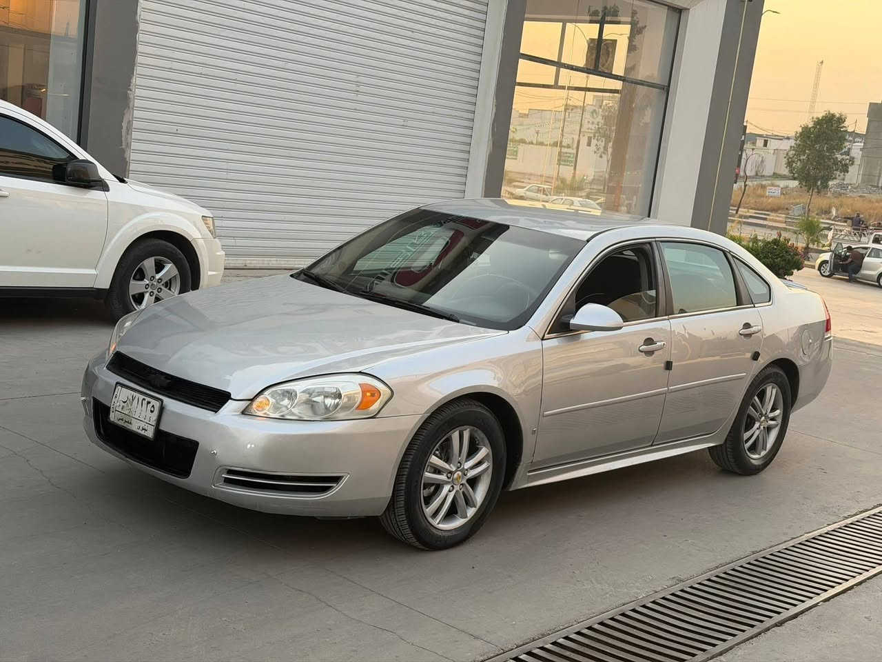 السعر 58 $$
امبالا 2010 محرك 3500 بيه اثر تبخير كير اوتوماتيك جامات كهرب ويل كب وطخم تايرات جديد كامره خلفيه صبغ 4 قطع سياره جاهزه رقم نينوى الماني مشروع وطني شرط التحويل السعر 58  $$ للاستفسار ***********
***********
