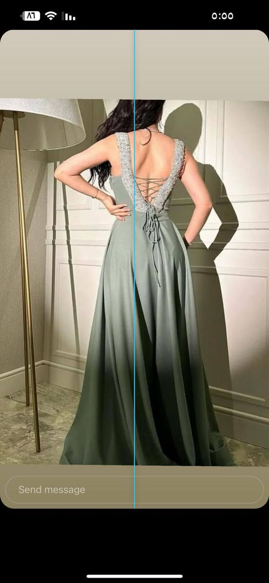 السلام عليكم فساتين ملبوسة ساعة وحدة امانة الله واسعارهم بالخاص شرط تاخذي جديد 
لاستفسار ع الخاص


**إذا كنت صاحب هذا الإعلان وتريد حذفه لأي سبب، رجاءا أرسل رسالة إلى الدعم الفني**