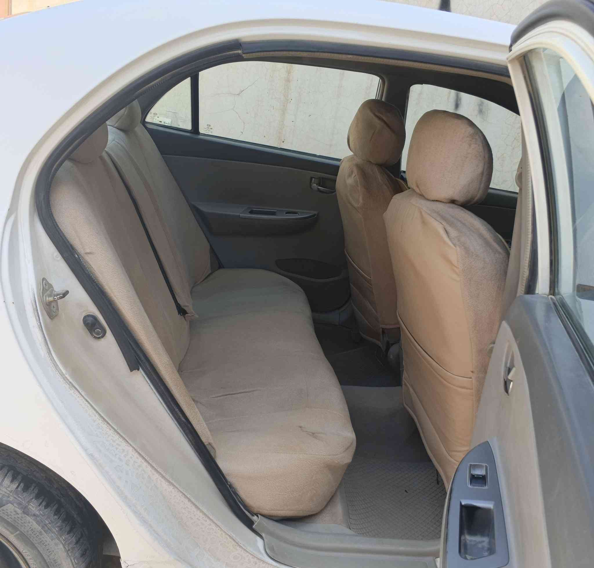 السلام عليكم
BYD G3 2013للبيع او المراس
السيارة خير من الله 
المحرك جديد شديته على ايدي
الكير خير من الله 
داخلها كله جديد 
السياره مامتعوبه مال بيت
هاتف/***********
