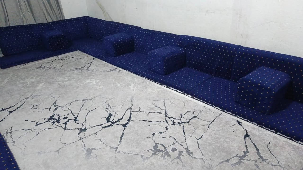 گعده عربيه مال كويت تكفي لديوان 5 متر 7 دواشك طول الدوشك الواحد 185سم وعرض الدوشك 60سم 
و7 متاچي نظيفه جدا السعر 250 الف العنوان الزبير قرب مجمع الكرار الطبي


**إذا كنت صاحب هذا الإعلان وتريد حذفه لأي سبب، رجاءا أرسل رسالة إلى الدعم الفني**