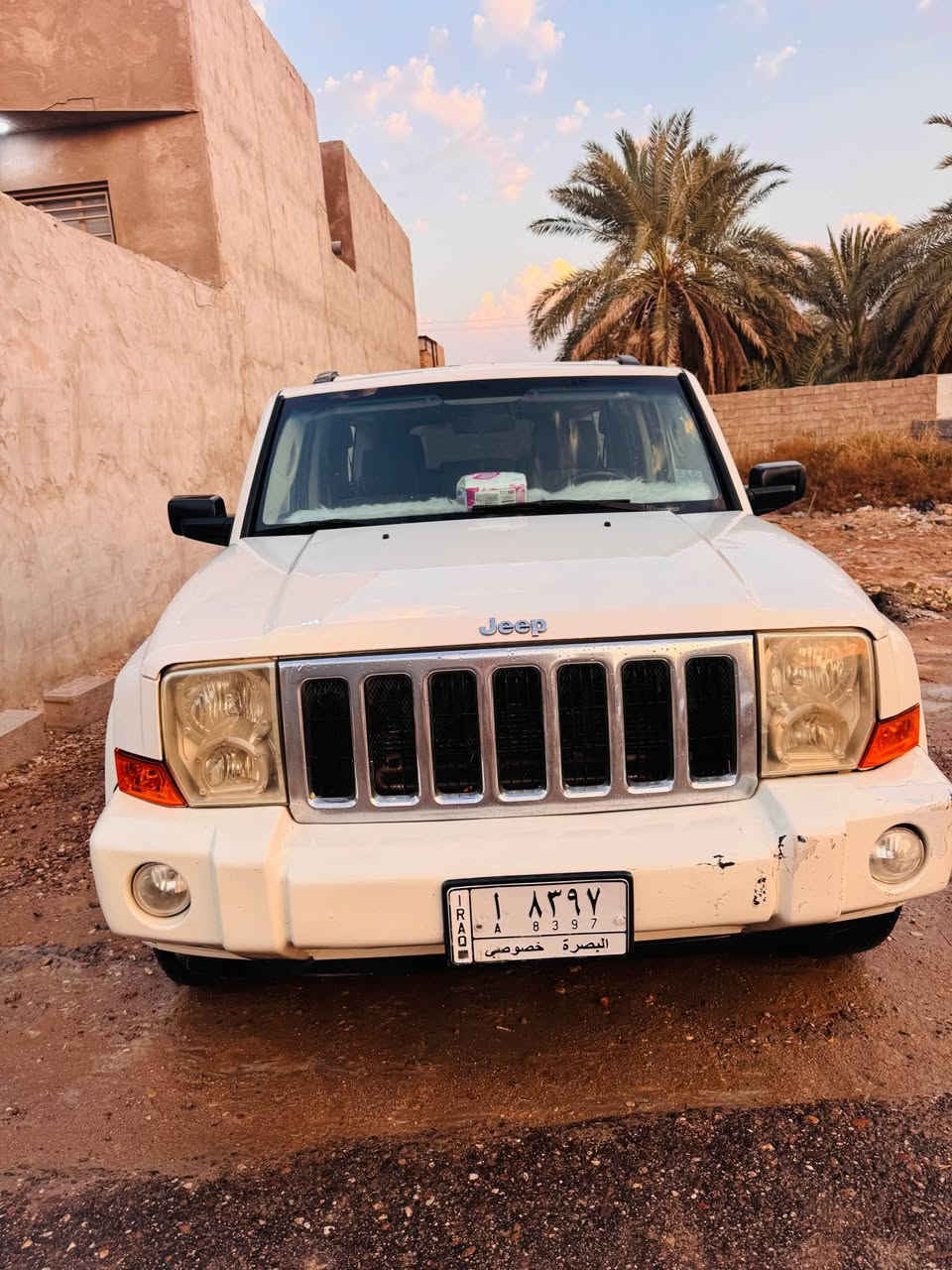 السلام عليكم 

جيب كوماندر 2007 
محرك 3700 كفالة
السيارة بيها قطع صبغ . 
الكير كفالة 
الحدادية ٥٠٪؜ 
السعر 100$ وبيها مجال 

العنوان ( البصرة - الدير - مفرق معمل الورق 

*********** البصرة, العراق
